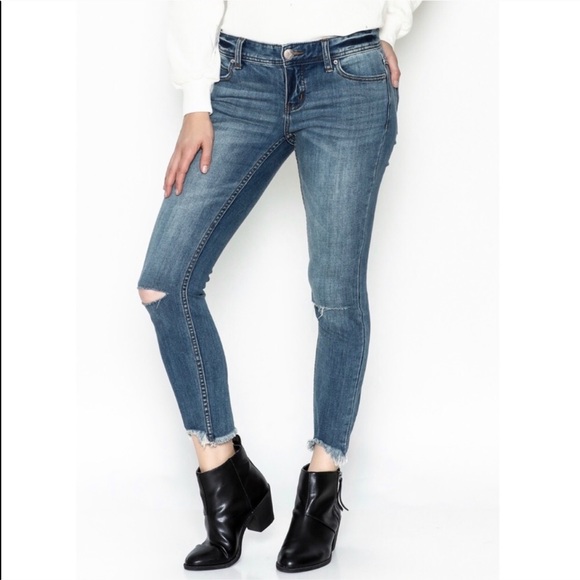 Free People Denim - Free People Ripped skinny jeans
